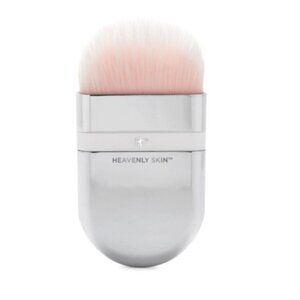 IT COSMETICS NIB HEAVENLY SKIN WONDER BRUSH.